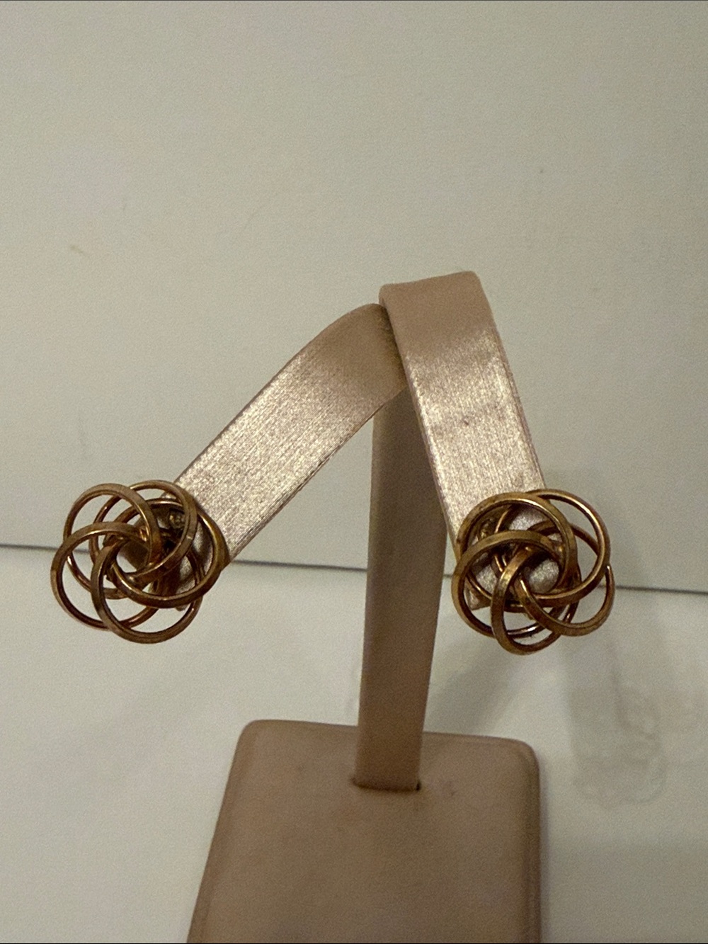 VINTAGE A&Z EARRINGS SCREWBACK GF GOLD FILLED WIRE KNOTS 5.5g